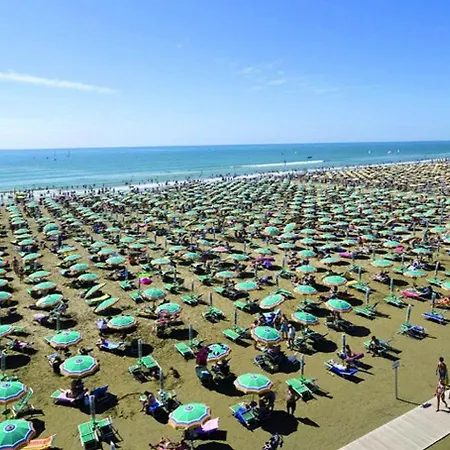 Sunny Garden Retreat Near The Sea * Bibione