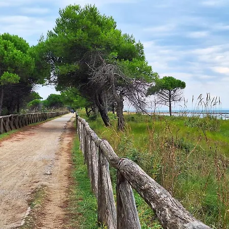Sunny Garden Retreat Near The Sea Bibione